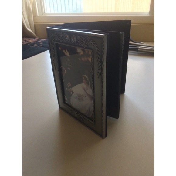 Burnes Of Boston 4”X6” Photo Album Pre-Owned - Picture 5 of 8